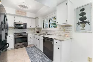 7402 Lake Breeze Dr, Fort Myers, FL 33907 - Photo 10