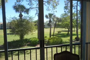 1086 Forest Lakes Dr, Naples, FL 34105 - Photo 2