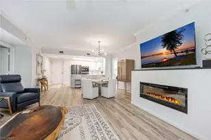 2728 Tiburon Blvd E, Naples, FL 34109 - Photo 6