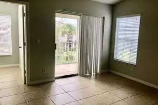 124 Santa Clara Dr, Naples, FL 34104 - Photo 14