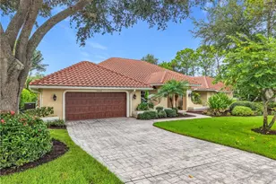 6806 Wellington Dr, Naples, FL 34109 - Photo 2