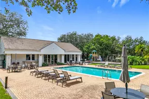 6806 Wellington Dr, Naples, FL 34109 - Photo 38