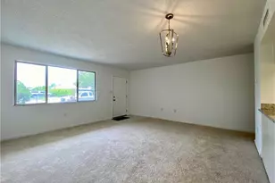 4906 Victoria Dr, Cape Coral, FL 33904 - Photo 12