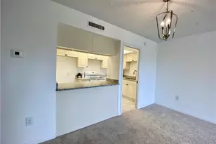 4906 Victoria Dr, Cape Coral, FL 33904 - Photo 14