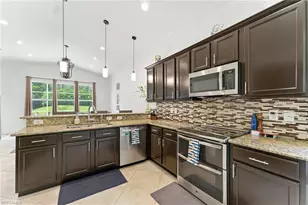 2085 Painted Palm Dr, Naples, FL 34119 - Photo 10