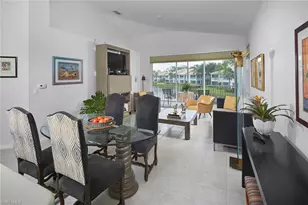 6275 Wilshire Pines Cir, Naples, FL 34109 - Photo 4