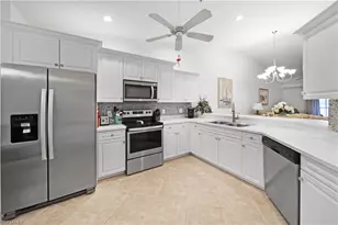 2760 Cypress Trace Cir, Naples, FL 34119 - Photo 6