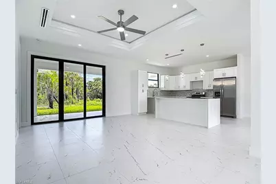 2707 36th Ave SE, Naples, FL 34117 - Photo 6