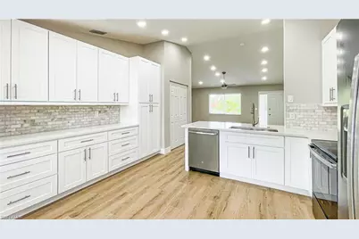 707 Neapolitan Way #707, Naples, FL 34103 - Photo 6