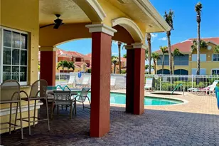 174 Shadroe Cove Cir, Cape Coral, FL 33991 - Photo 20