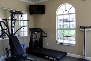 174 Shadroe Cove Cir, Cape Coral, FL 33991 - Photo 18