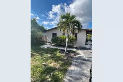 690 109th Ave N, Naples, FL 34108 - Photo 1