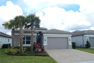 11536 Jacaranda Dr, Naples, FL 34120 - Photo 2