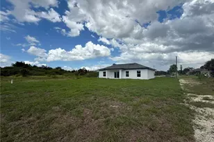 937 Grant Blvd, Lehigh Acres, FL 33974 - Photo 28