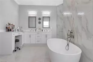 1086 21st St SW, Naples, FL 34117 - Photo 20