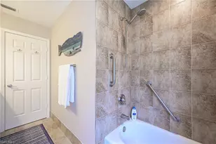 672 100th Ave, Naples, FL 34108 - Photo 18