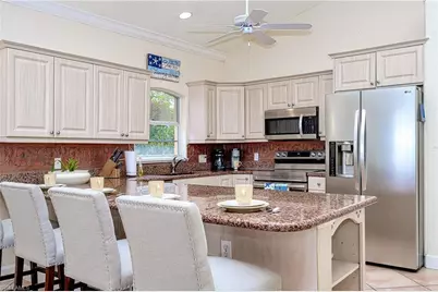 575 101st Ave N, Naples, FL 34108 - Photo 8