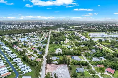 10451 Shangri La Rd, Bonita Springs, FL 34135 - Photo 4