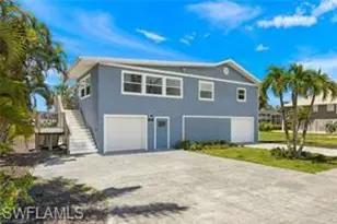 131 Gulf Island Dr, Fort Myers Beach, FL 33931 - Photo 2