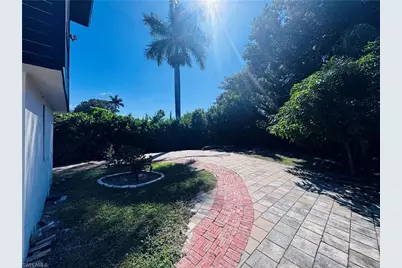 10190 Carolina St, Bonita Springs, FL 34135 - Photo 20
