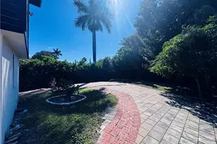 10190 Carolina St, Bonita Springs, FL 34135 - Photo 20