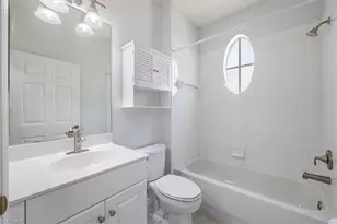 6235 Wilshire Pines Cir, Naples, FL 34109 - Photo 20