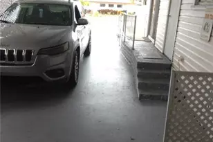 519 Riviera Blvd E, Naples, FL 34112 - Photo 10