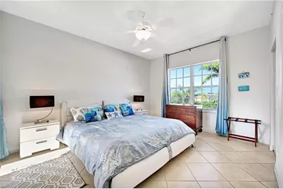 410 Bayfront Pl #2409, Naples, FL 34102 - Photo 10