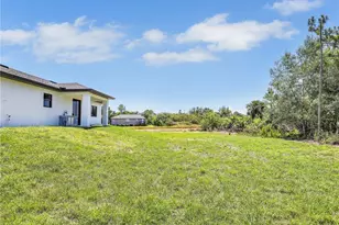 2811 Cerito Ave N, Lehigh Acres, FL 33971 - Photo 30