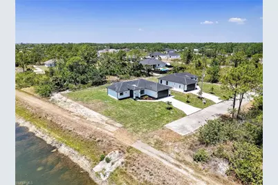 2811 Cerito Ave N, Lehigh Acres, FL 33971 - Photo 32