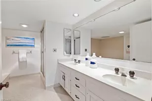 5601 Turtle Bay Dr, Naples, FL 34108 - Photo 12