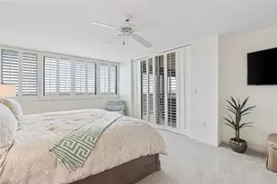 5601 Turtle Bay Dr, Naples, FL 34108 - Photo 10