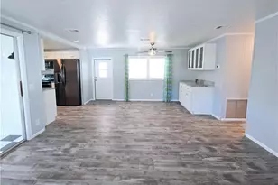 130 Enchanting Blvd, Naples, FL 34112 - Photo 4