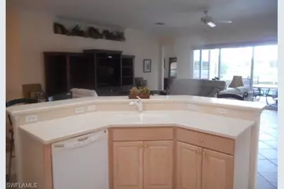 4642 Baincrest Ct, Lehigh Acres, FL 33973 - Photo 12