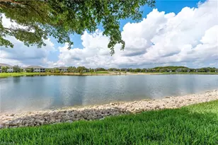 12348 Wisteria Dr, Naples, FL 34120 - Photo 38