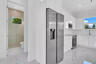 6048 Stratton Rd, Fort Myers, FL 33905 - Photo 10