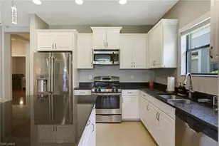 4573 Waterscape Ln, Fort Myers, FL 33966 - Photo 4