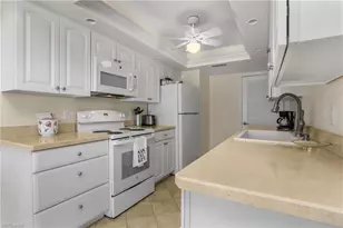 2600 Gulf Shore Blvd N, Naples, FL 34103 - Photo 14