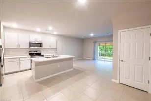 15091 Wildflower Cir, Naples, FL 34119 - Photo 2