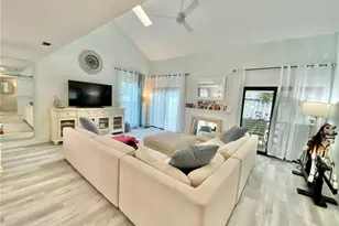 871 Meadowland Dr, Naples, FL 34108 - Photo 8