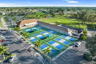 256 Palm Dr, Naples, FL 34112 - Photo 36