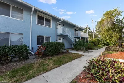256 Palm Dr #6, Naples, FL 34112 - Photo 2