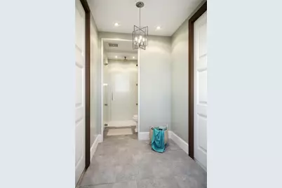 677 91st Ave N, Naples, FL 34108 - Photo 14