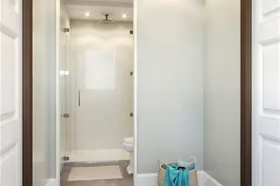 677 91st Ave N, Naples, FL 34108 - Photo 14