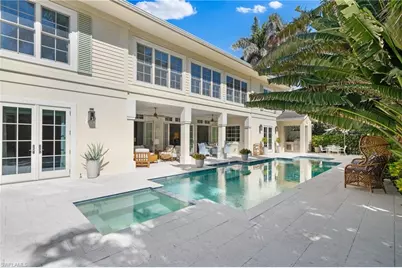 390 Windward Way, Naples, FL 34103 - Photo 8