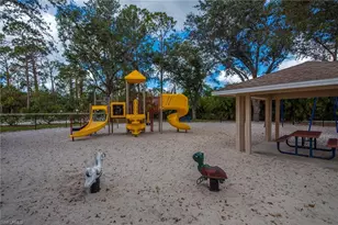 1032 Tivoli Ln, Naples, FL 34104 - Photo 26