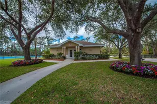 1032 Tivoli Ln, Naples, FL 34104 - Photo 18