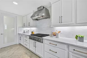 265 Indies Way, Naples, FL 34110 - Photo 10