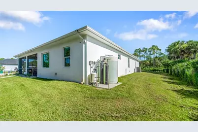 3502 40th Ave SE, Naples, FL 34117 - Photo 8