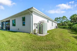 3502 40th Ave SE, Naples, FL 34117 - Photo 8